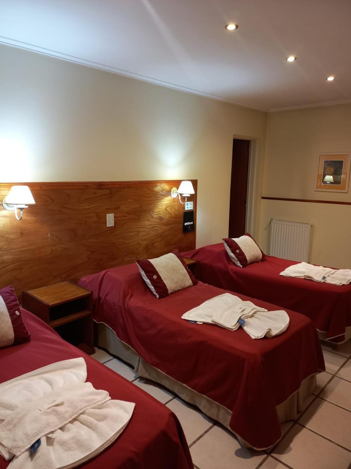 Hotel Francia Тандил Экстерьер фото