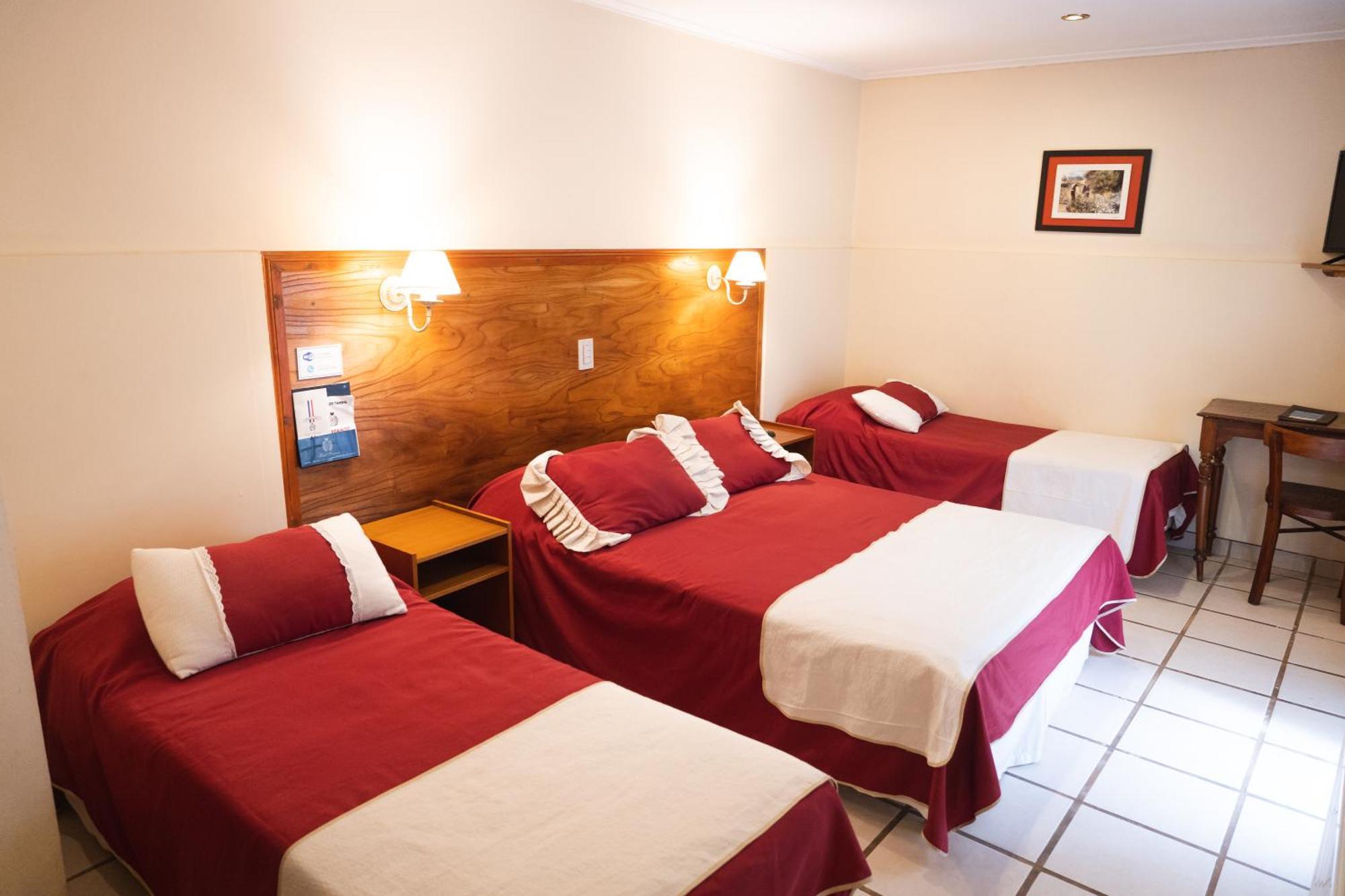 Hotel Francia Тандил Номер фото